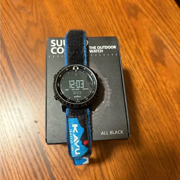 Suunto Black Watch with Blue and Black Strap - Picture 1 of 9